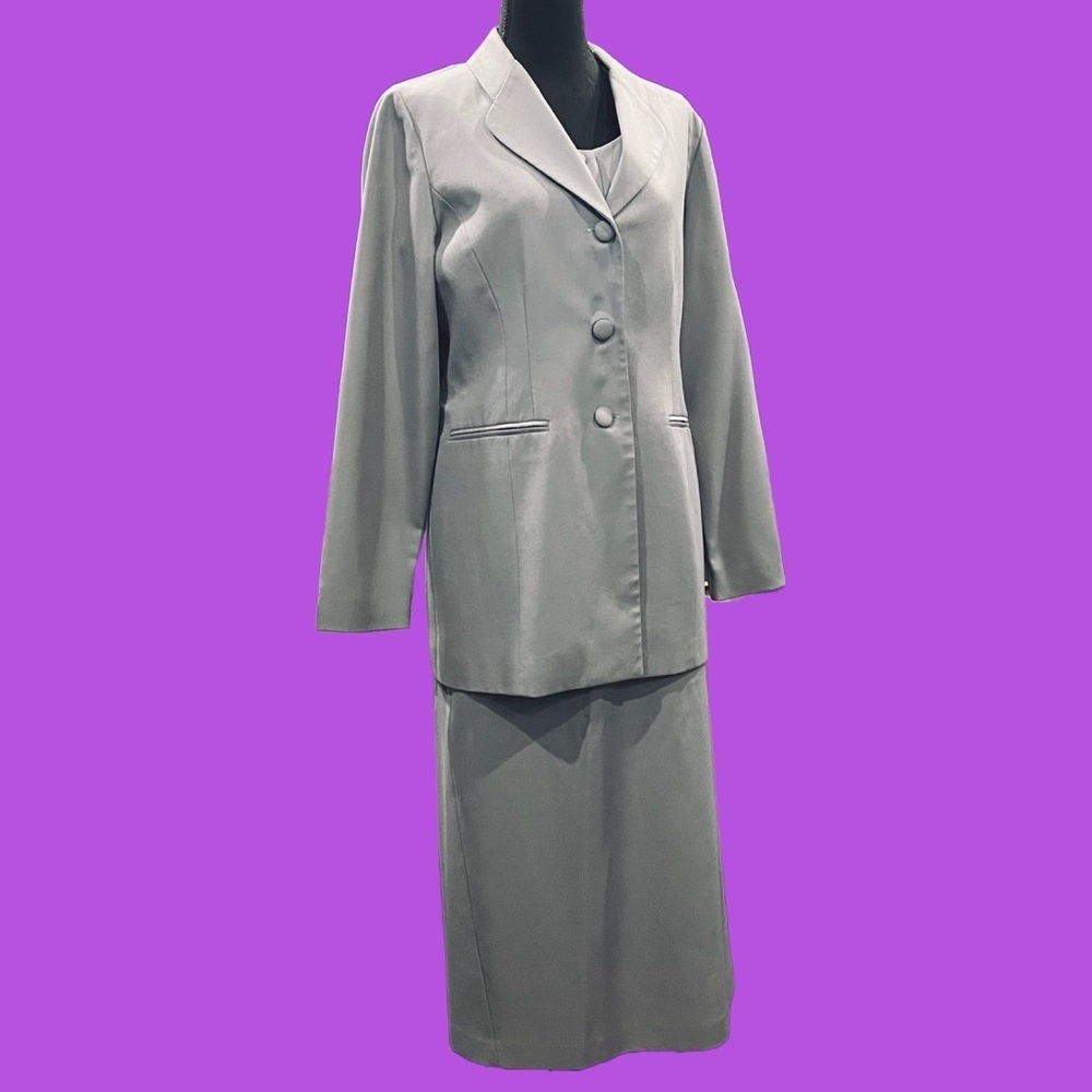 Danny & Nicole Vintage 90’s Light Grey 3-Piece Skirt Suit Set Size 10
